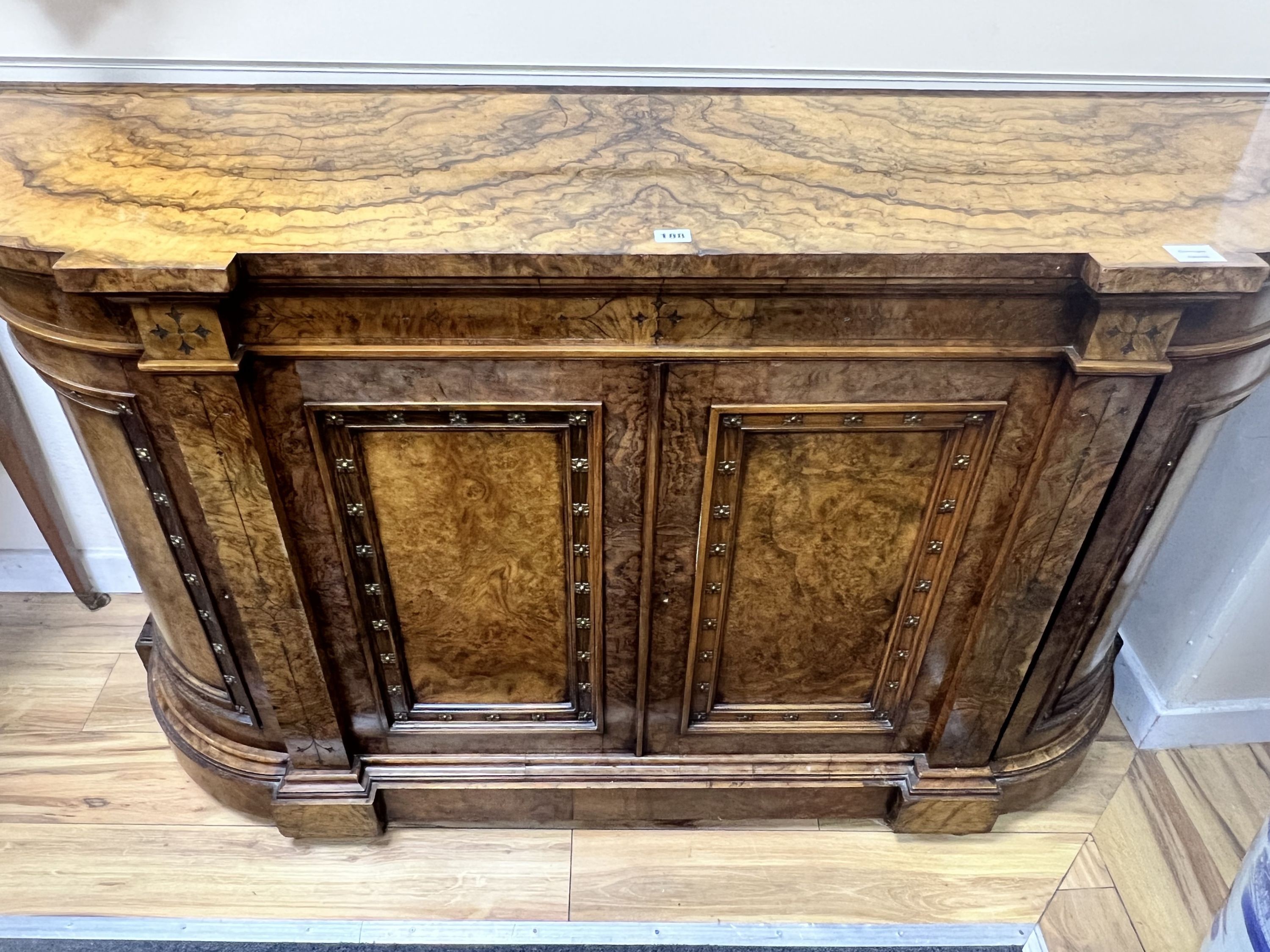 A Victorian figured walnut credenza, width 158cm depth 45cm height 94cm